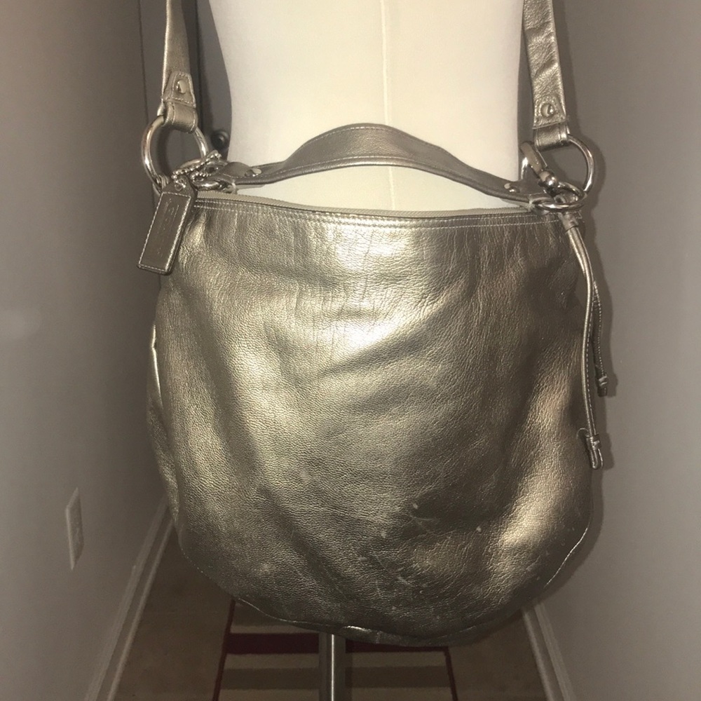 Coach Convertible  Bag In Pewter Leather 😘